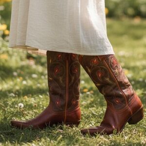 1970s VINTAGE Frye Prairie Flower Boho Brown Real Leather Western Cowboy Boots